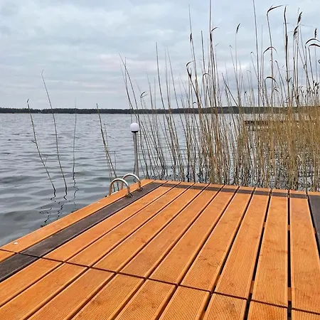 Casa vacanze Nad Jeziorem W Leleszkach *